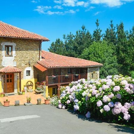 La Asturxana Konuk evi Malleza Dış mekan fotoğraf