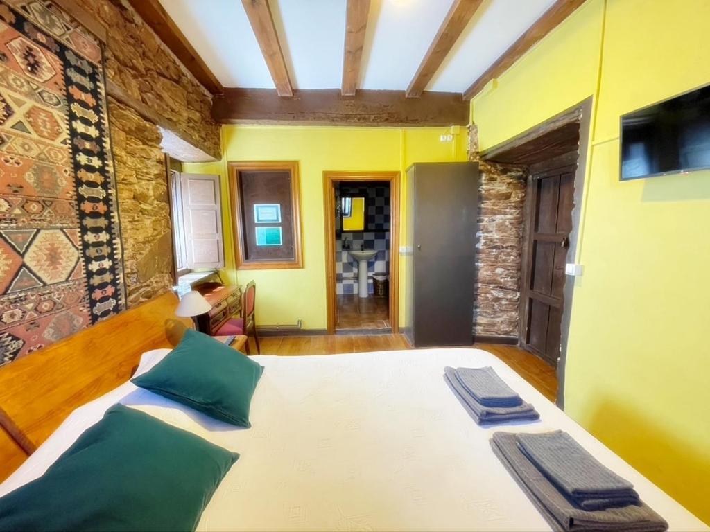 La Asturxana Konuk evi Malleza Dış mekan fotoğraf